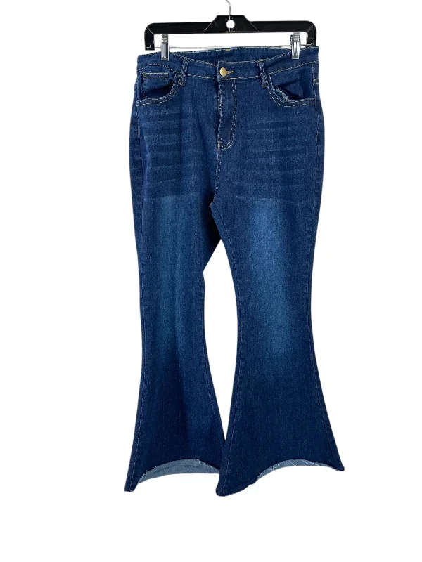 Jeans Flared By Clothes Mentor In Blue Denim, Size: Xl