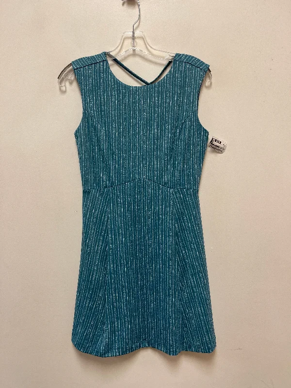 Athletic Dress By Title Nine In Blue, Size: Xs